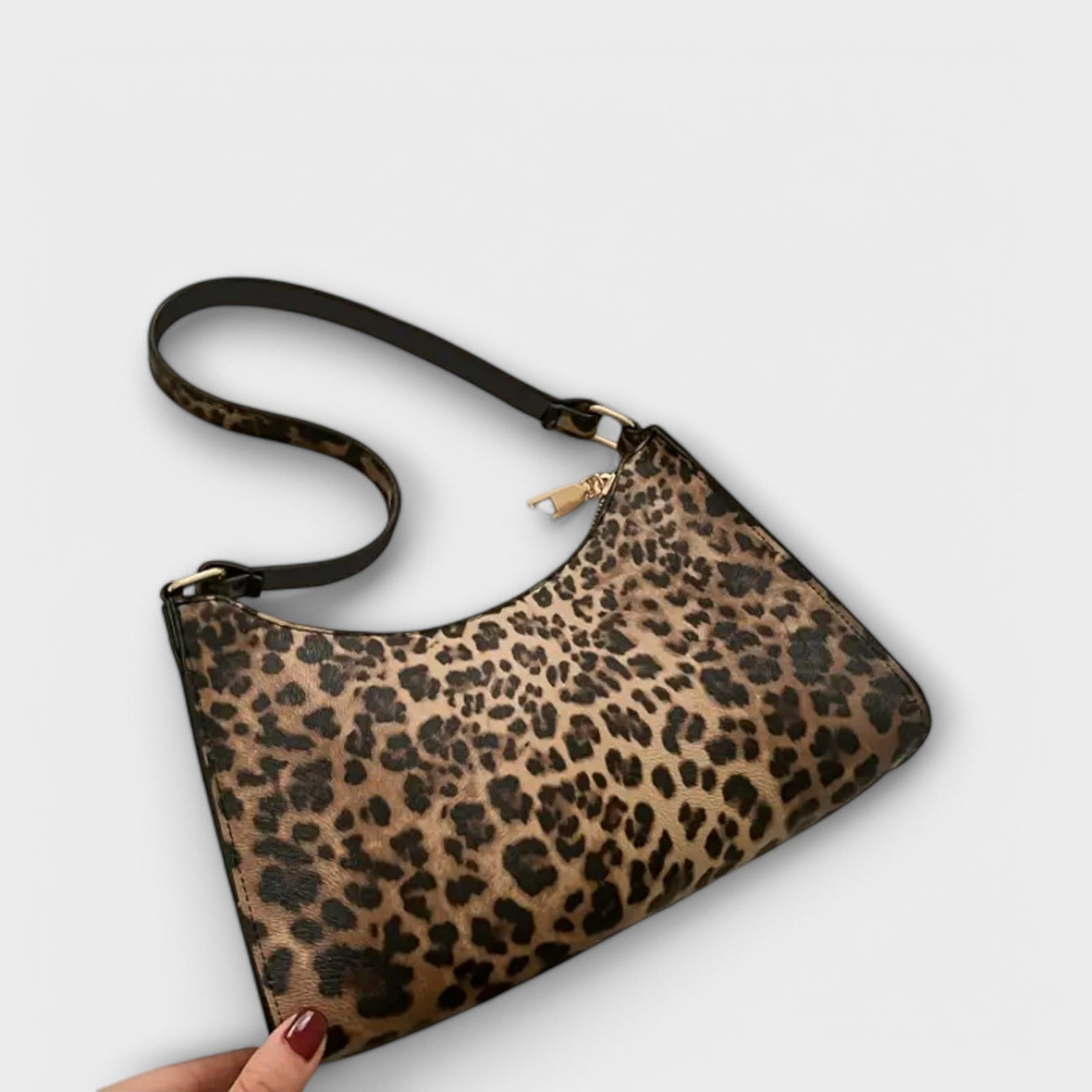 Nora. - Borsa a spalla in stile francese con motivo leopardato