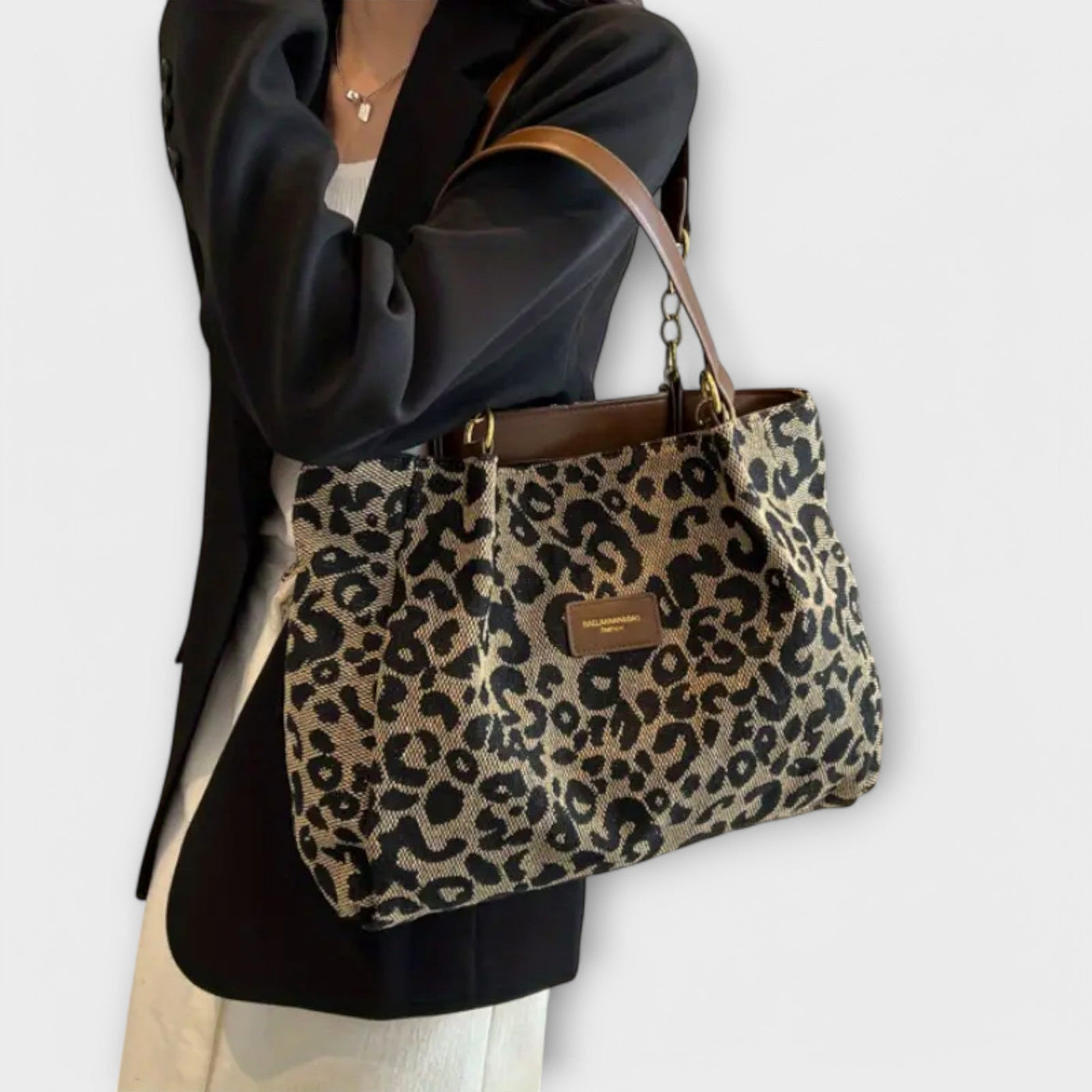 Nora. - Borsa a Tracolla in Tela con Stampa Leopardo