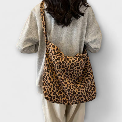 Nora. - Borsa alla moda con stampa leopardata