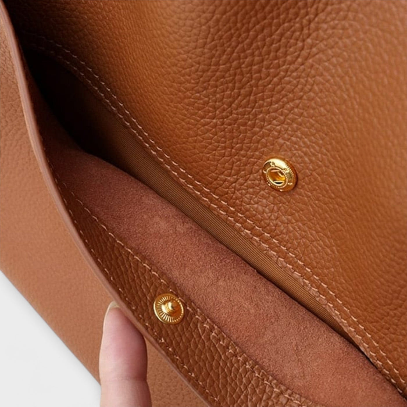 Nora. Borsa in pelle fatta a mano