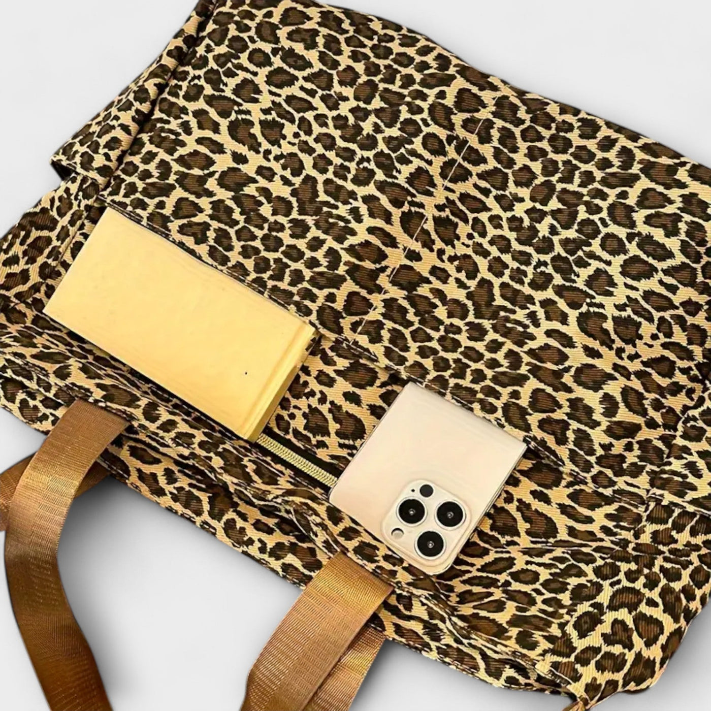 Nora. - Borsa a tracolla in tela con motivo leopardato