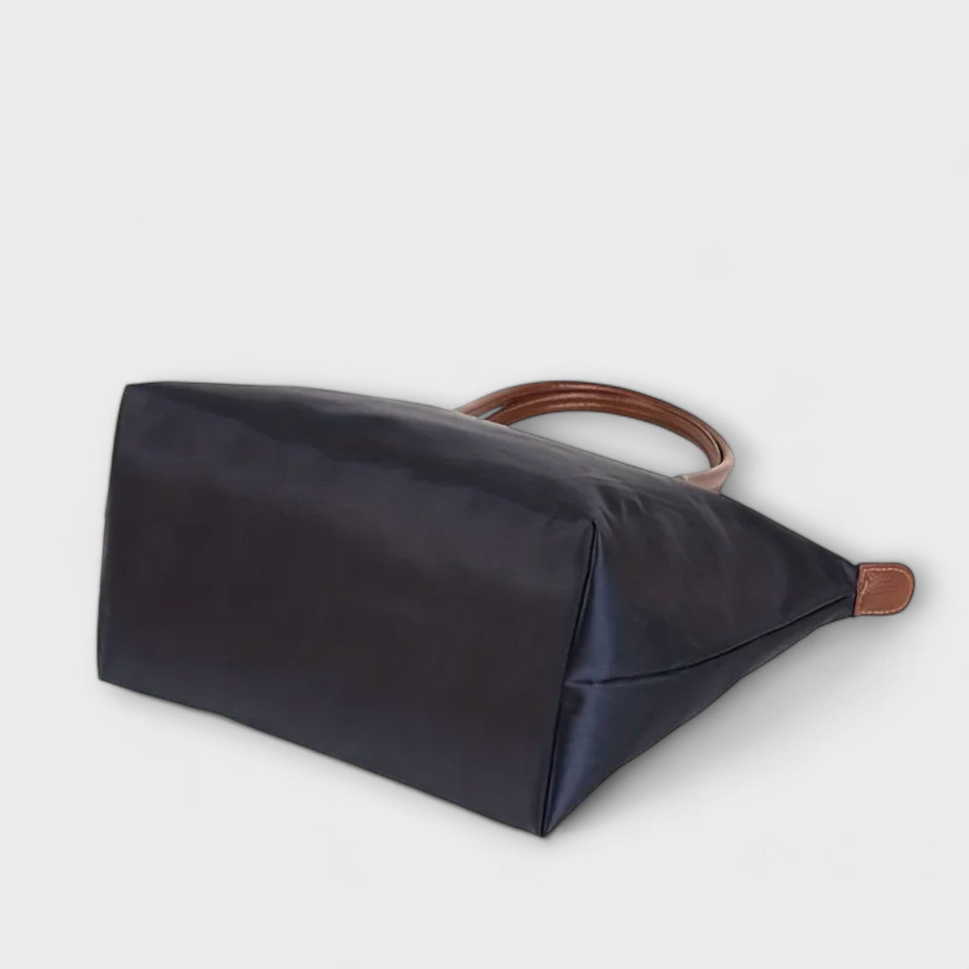 Nora. - Borsa alla moda