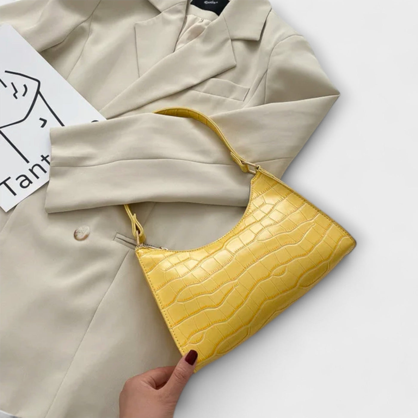 Nora. Borsa in pelle lucida