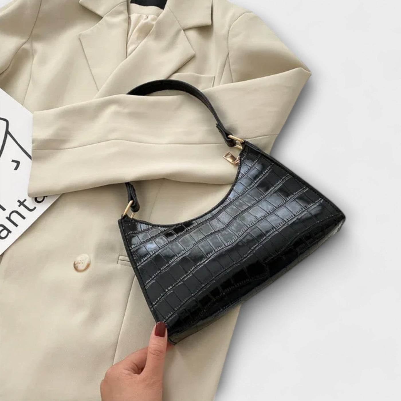 Nora. Borsa in pelle lucida