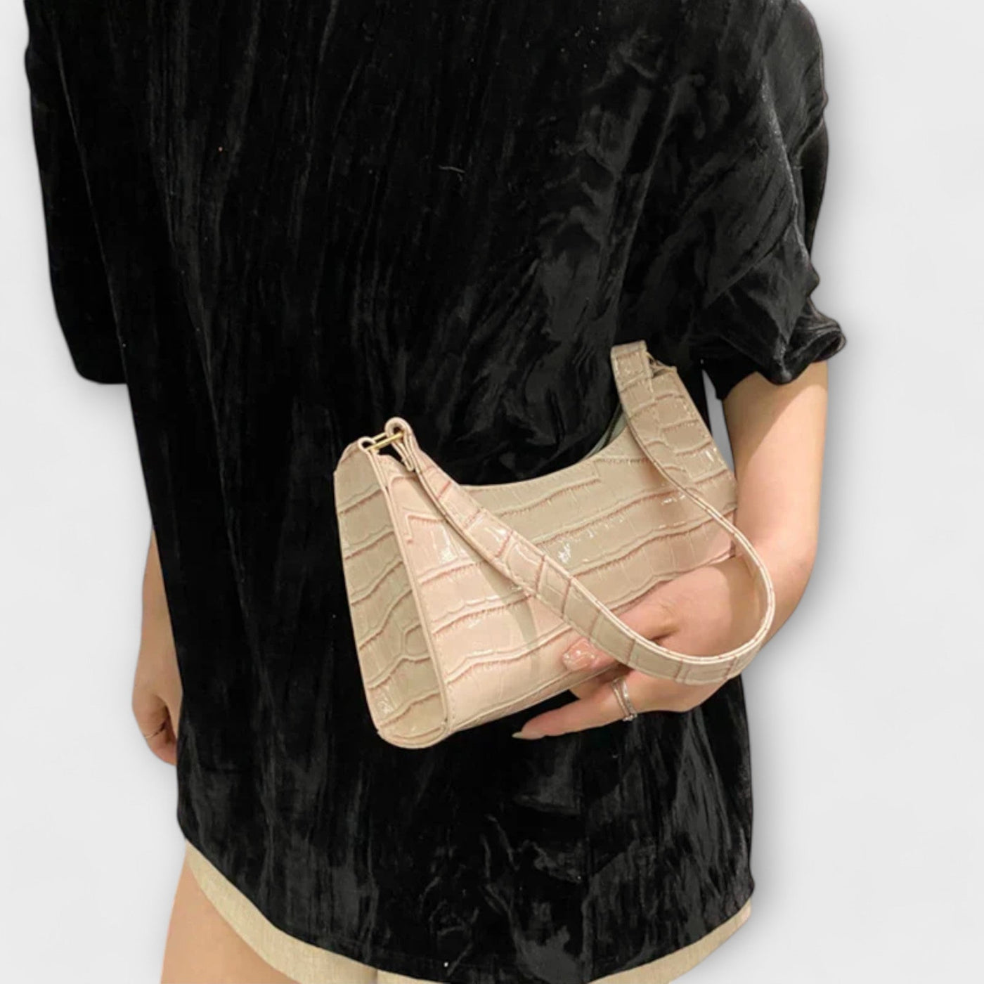 Nora. Borsa in pelle lucida