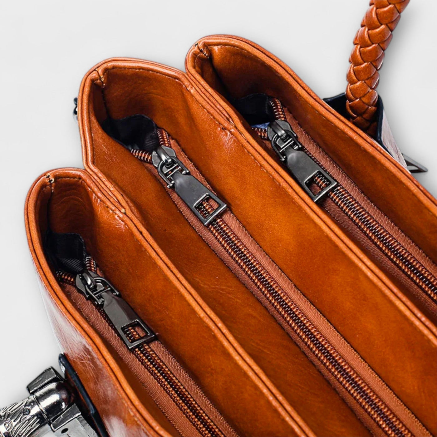 Nora. - Elegante borsa da viaggio in pelle