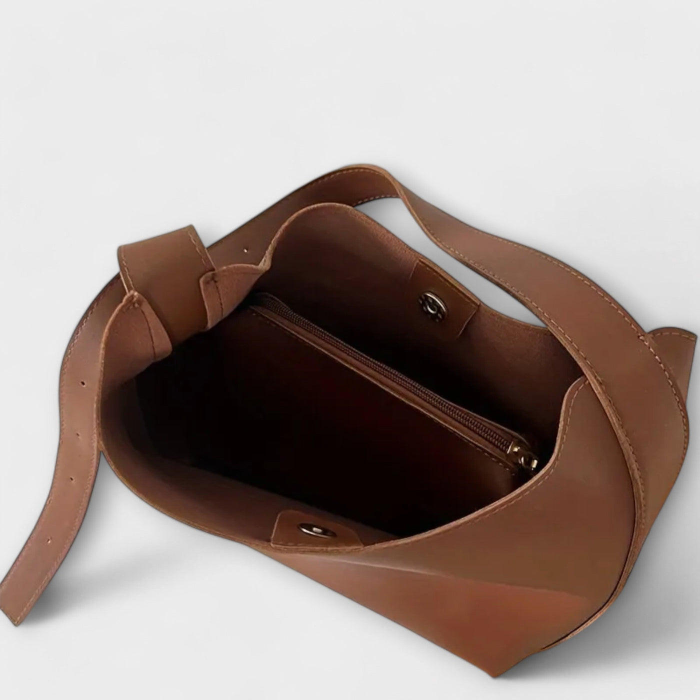Nora. – Elegante borsa a spalla in pelle