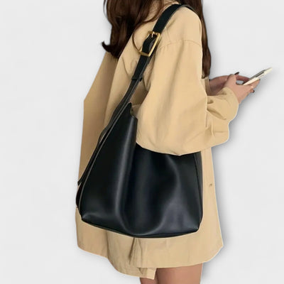 Nora. – Elegante borsa a spalla in pelle