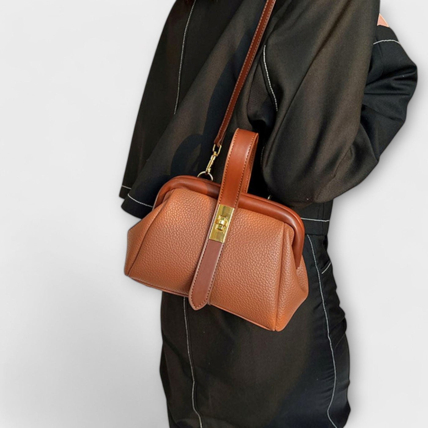 Nora. - Borsa Retro